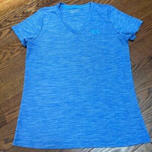 *CLEARANCE* Under Armour Heat Gear Blue V-Neck Short Sleeve T-Shirt - Size M